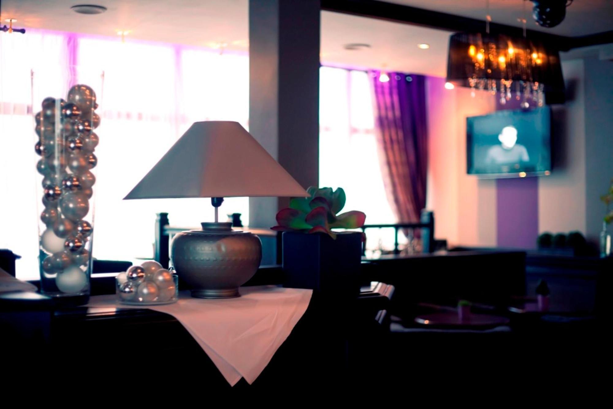 Dm Hotel Форбаш Экстерьер фото